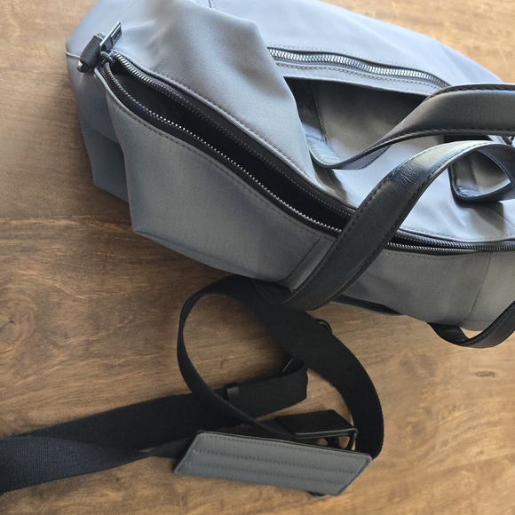 Away Gray Travel Bag for Men - Picture 7 of 7